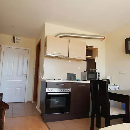 Holiday Fort Club Studio Apartment *